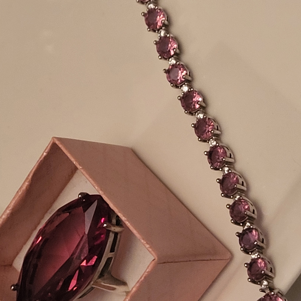 Elegant Pink Zultanite Gemstone Bracelet